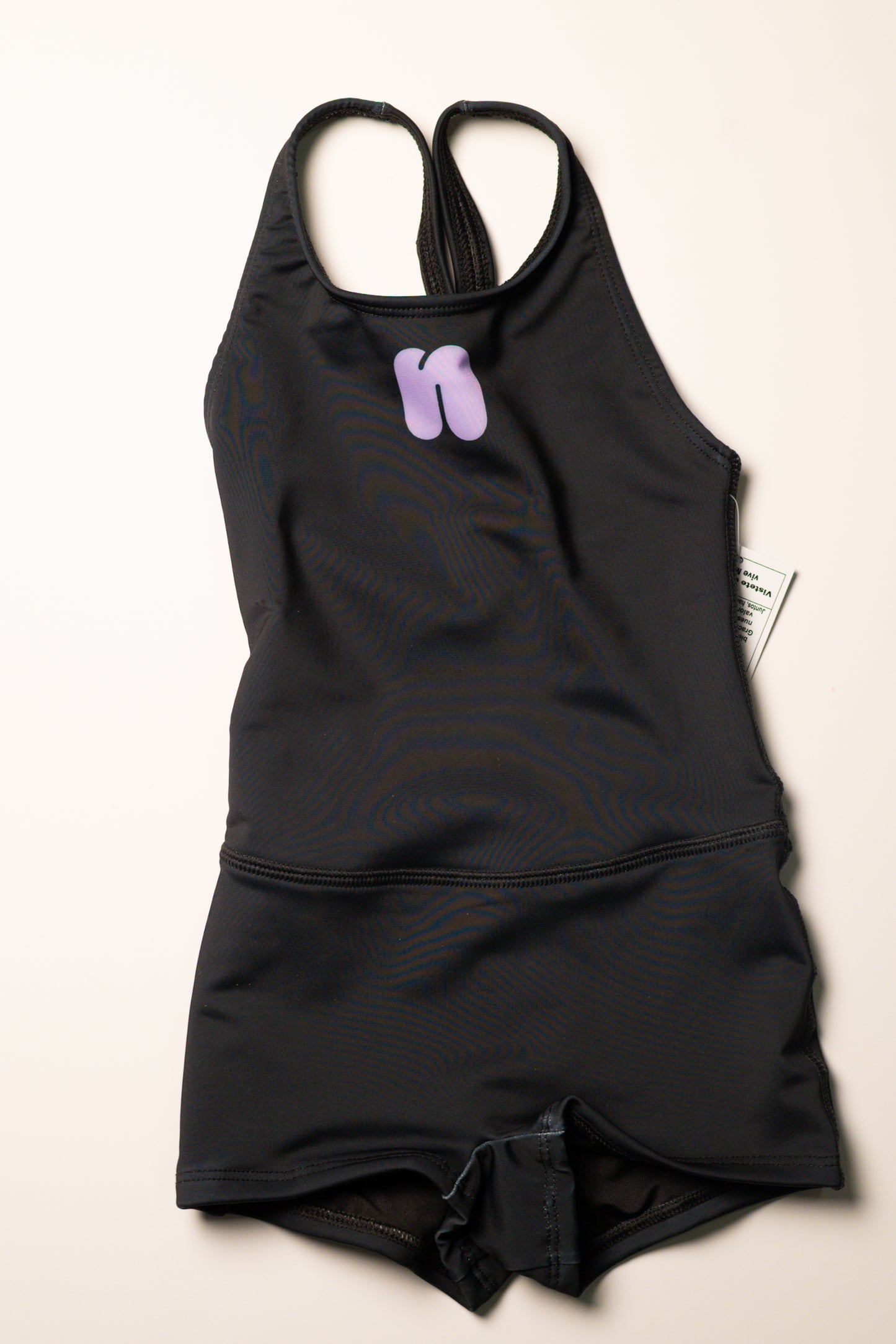 Traje de baño con short niña